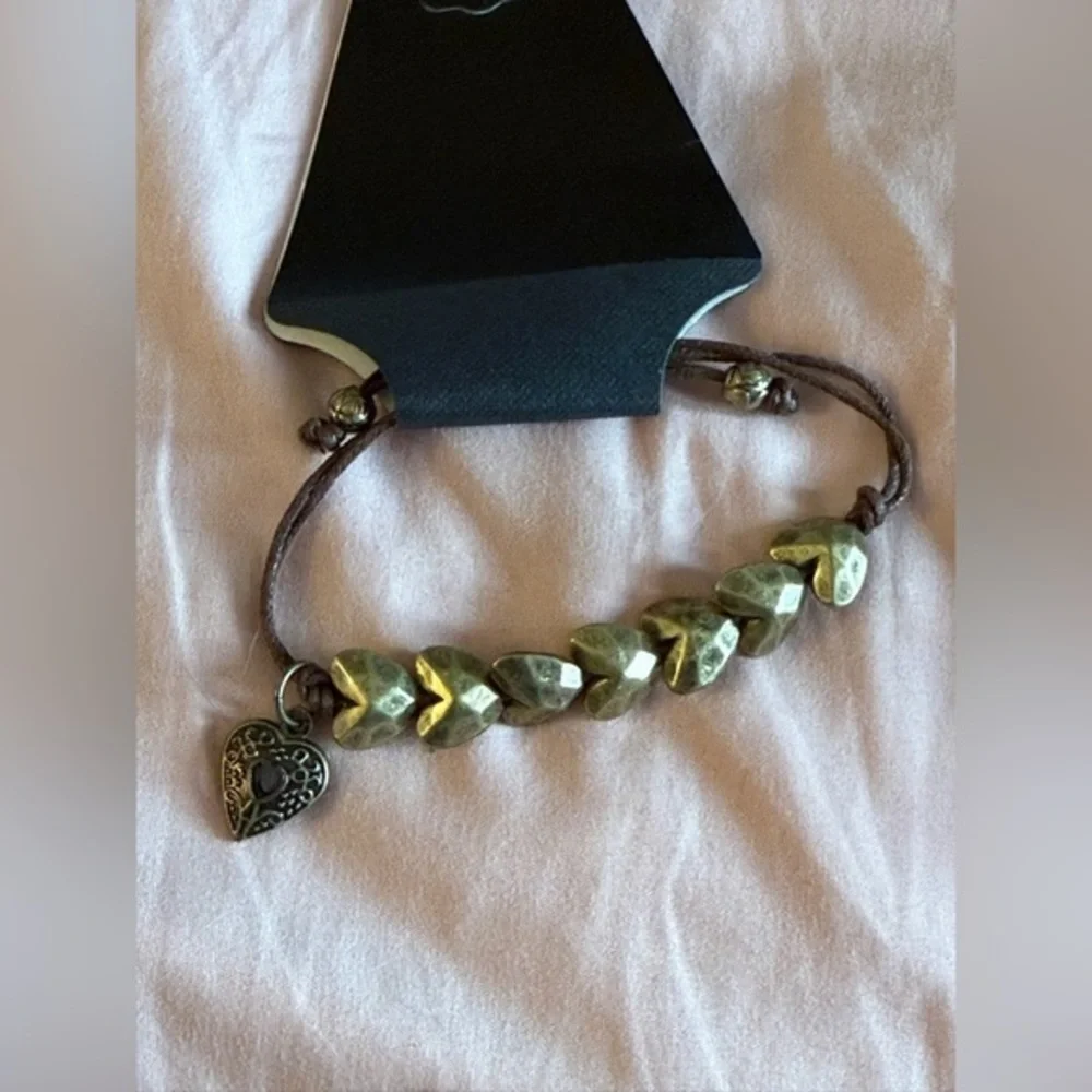 Gold Heart Charm Bracelet NWT